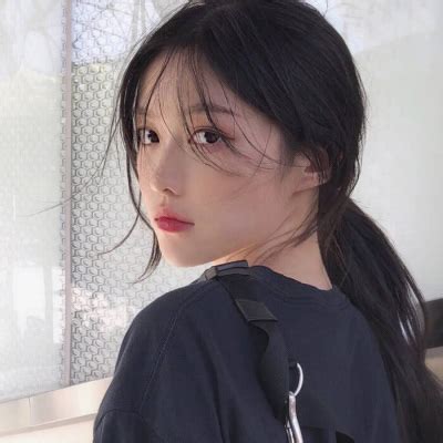 洼田正孝（饰 清里明良） - 怀旧港剧全集在线观看 - APP观影